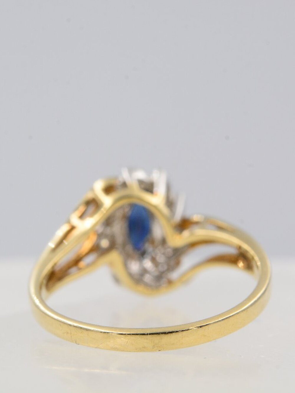 10K SAPPHIRE RING - Picture 3 of 5